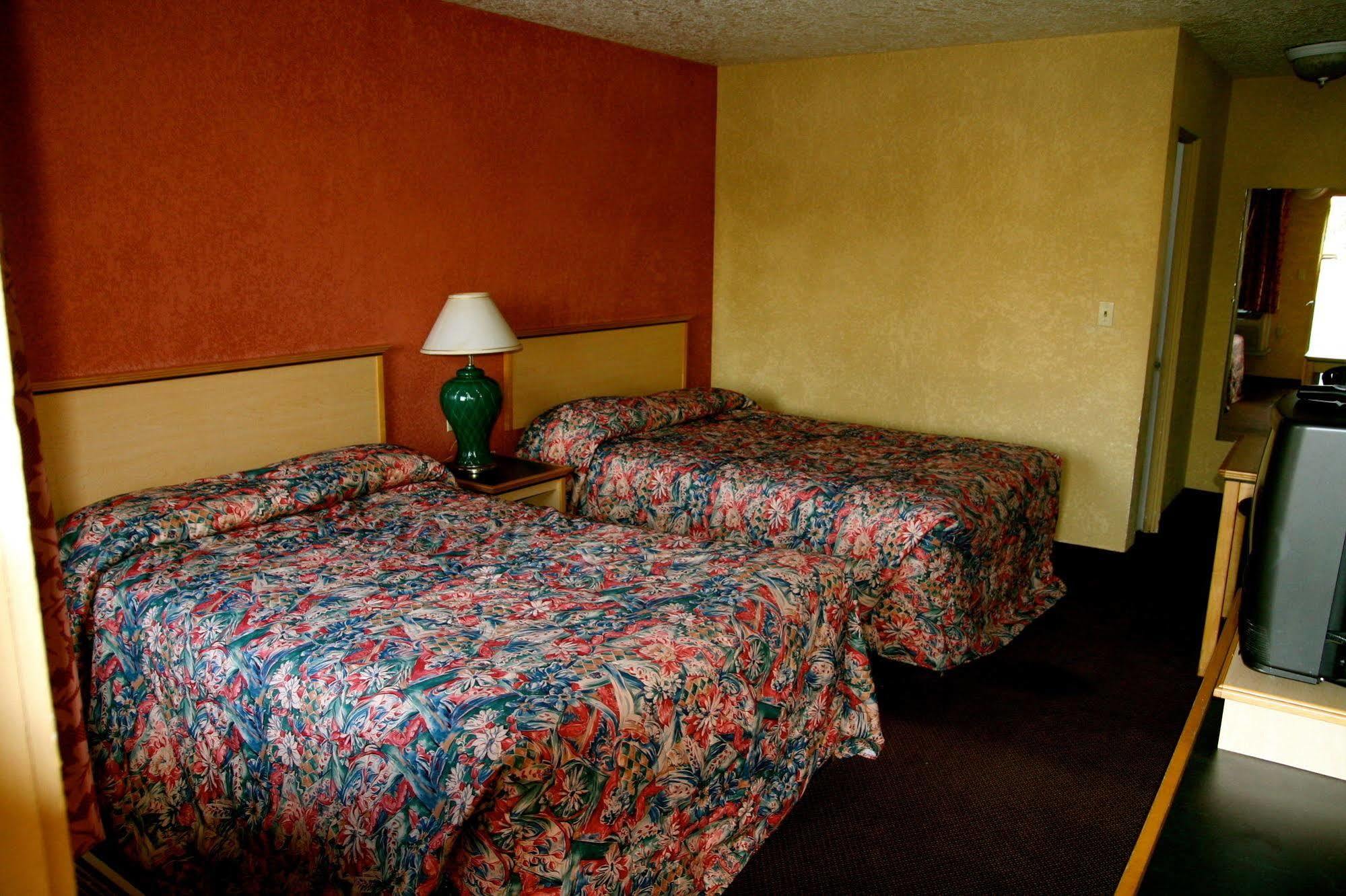 Holiday Lodge - Salem,Or Экстерьер фото