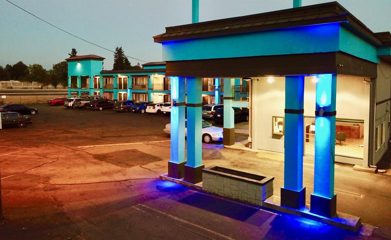 Holiday Lodge - Salem,Or Экстерьер фото
